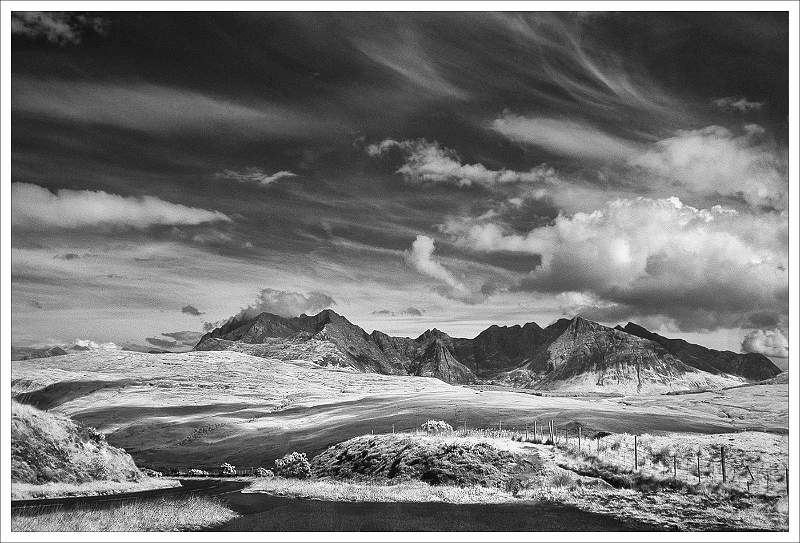 SCOTTISH HILLS.jpg -           